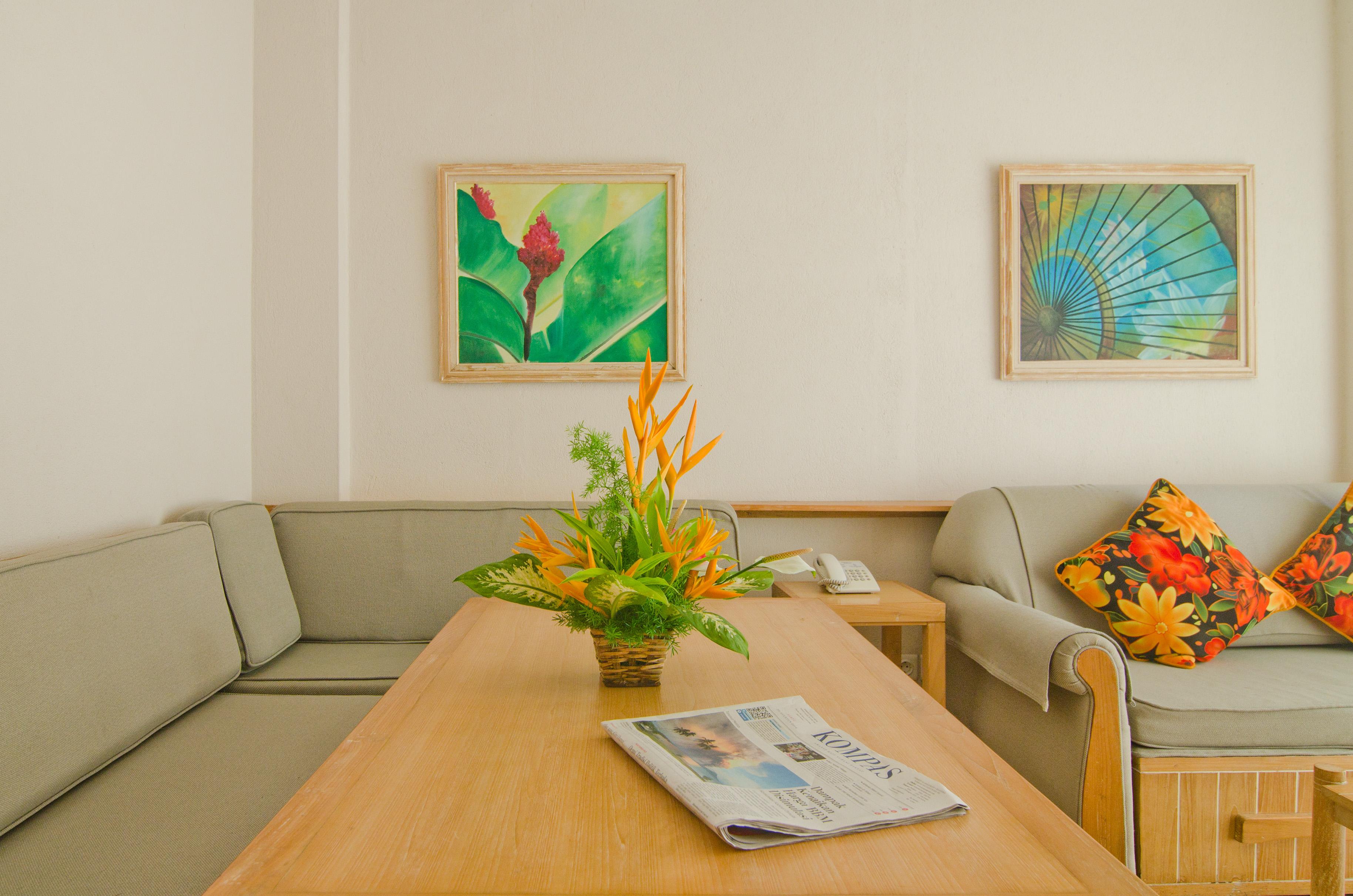 Hawaii Resort Family Suites Anyer Exterior photo
