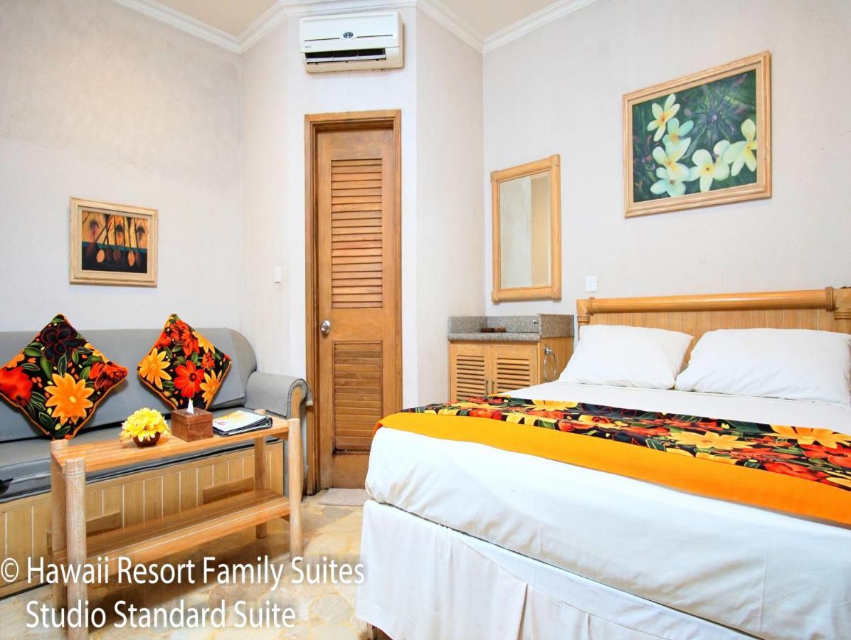 Hawaii Resort Family Suites Anyer Exterior photo